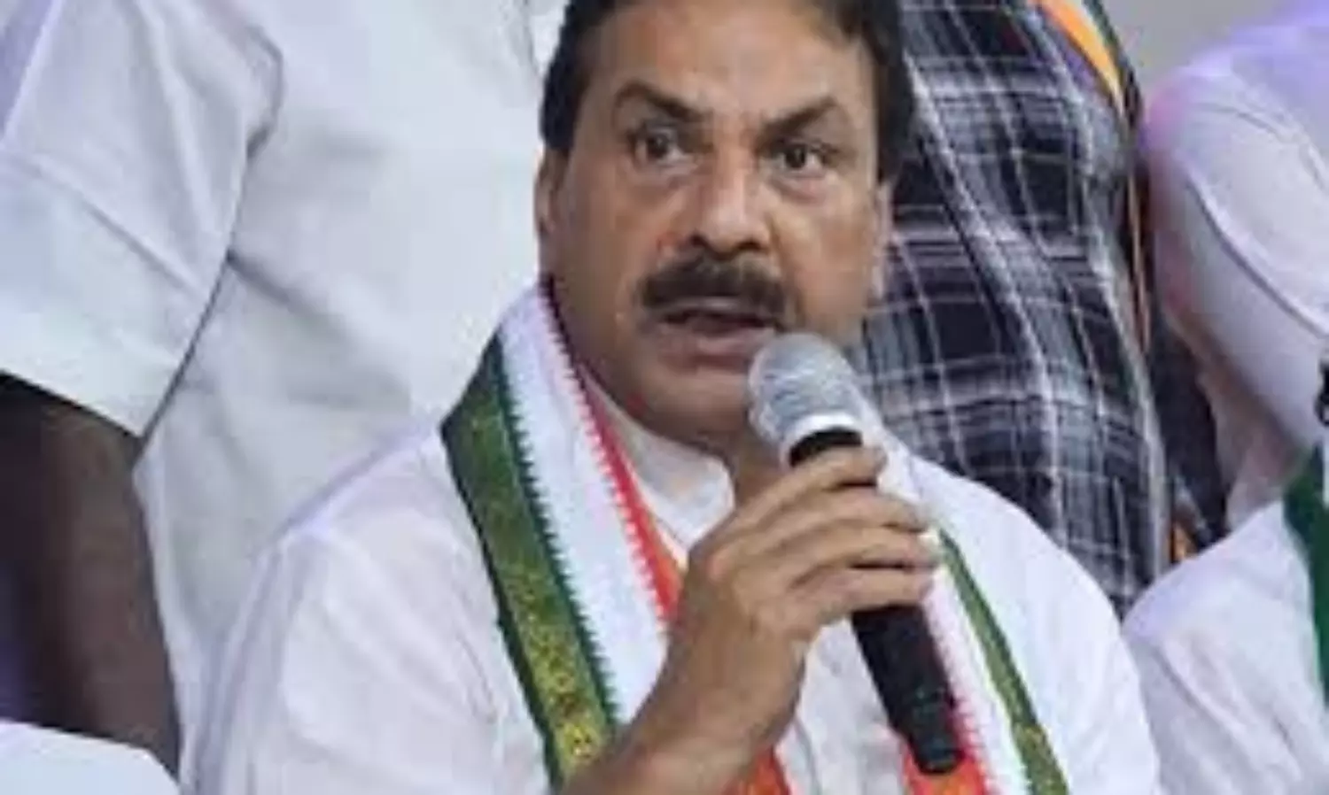 Maha Congress Working President backs to electioneering
