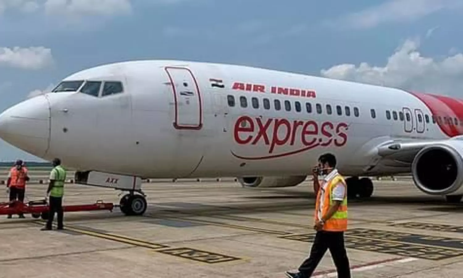 Irate Kerala passengers protest last minute AI Express cancellation