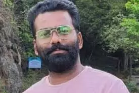 A TV journalist trampled to death while shooting wild elephants in Kerala