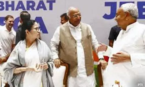 Oppn to meet ECI about BJPs religious diatribe and delayed data release