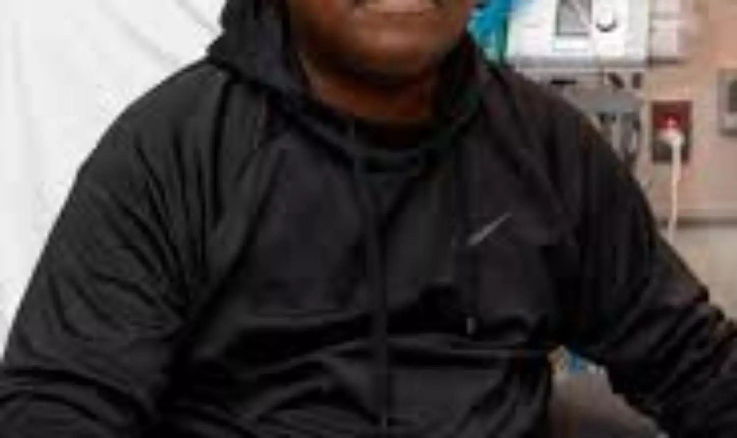 Man transplanted with pig kidney dies after two months