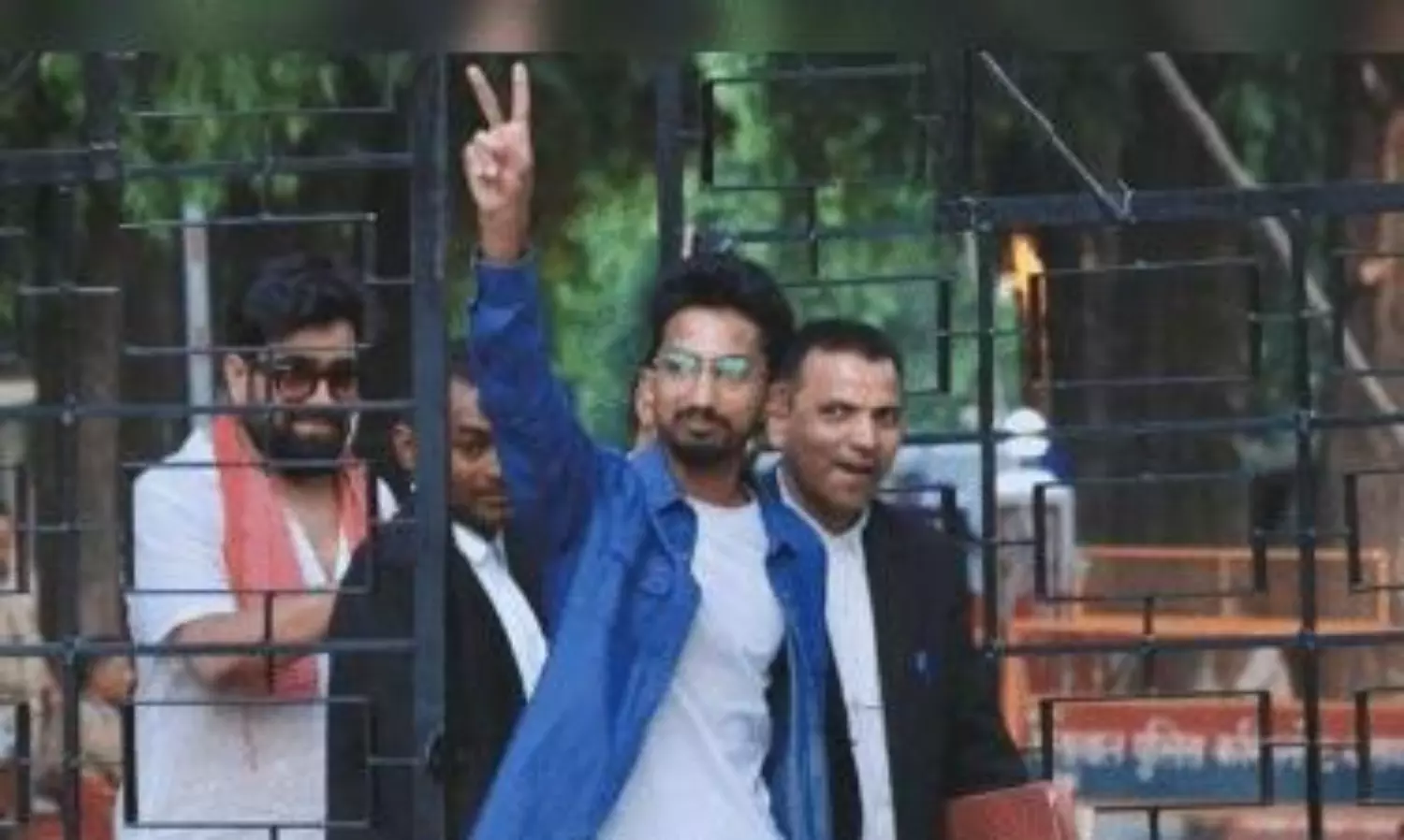 Modiji may act and cry, but I dont: Comedian Shyam Rangeela