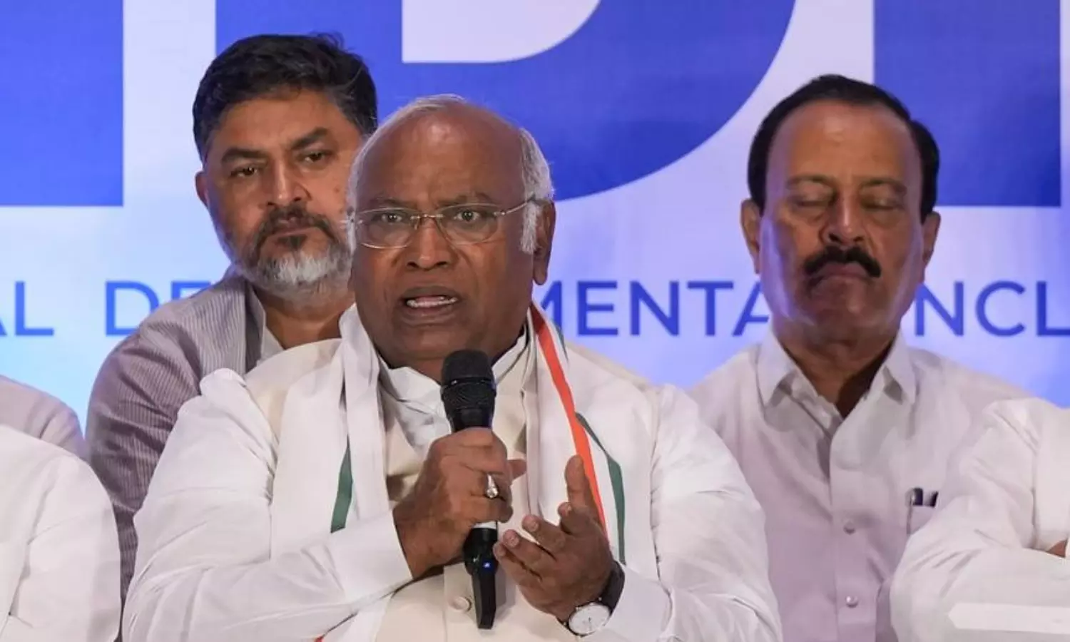 BJP’s bulldozer remarks: Congress chief Kharge seeks EC action