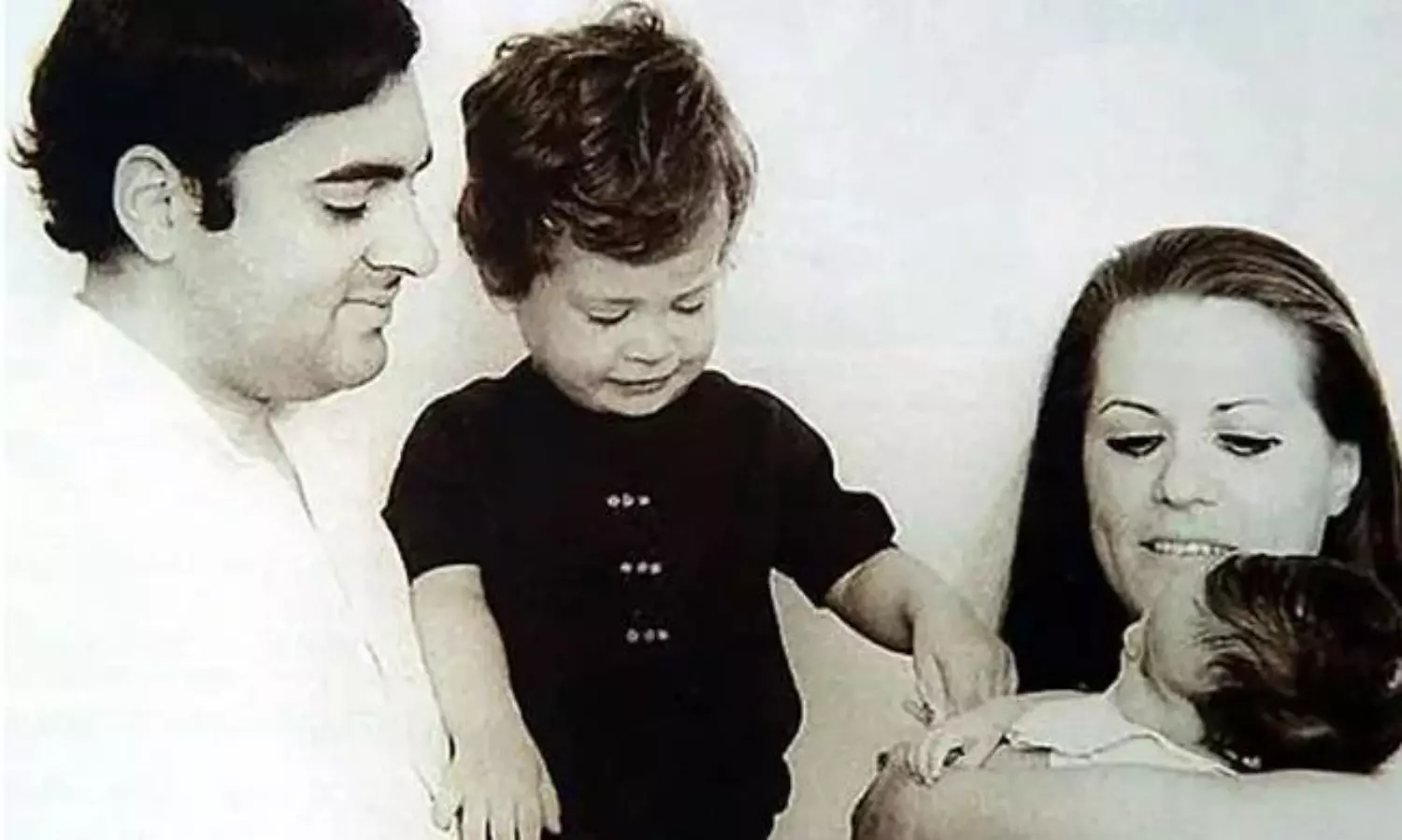 On Rajiv Gandhis death anniversary, son Rahuls heartfelt words...