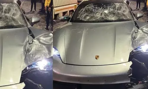 17-year-old crashes Porsche, killing two; police arrest father