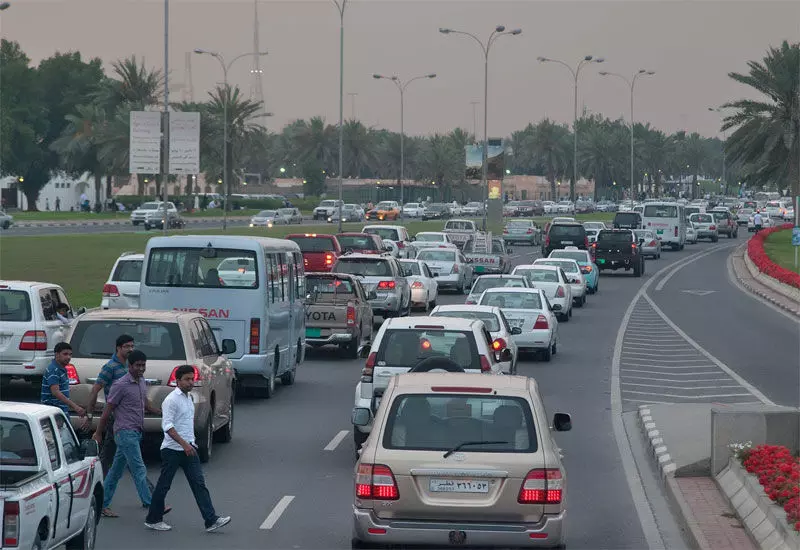 Qatar enforces payment of traffic fines before leaving the country