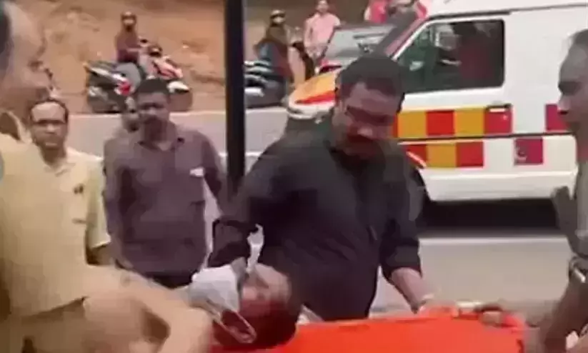 2 die attempting to clean sewage tank in Keralas Kozhikode