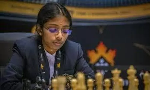 R Vaishali