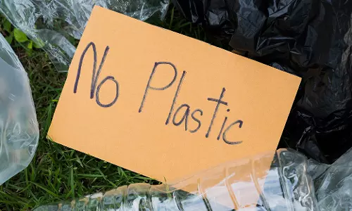 Dubai implements single-use plastic ban, retailers prepare for big switch
