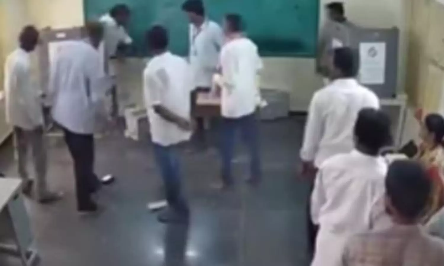 SC bars YSRCP MLA who smashed VVPAT machine from entering counting centre