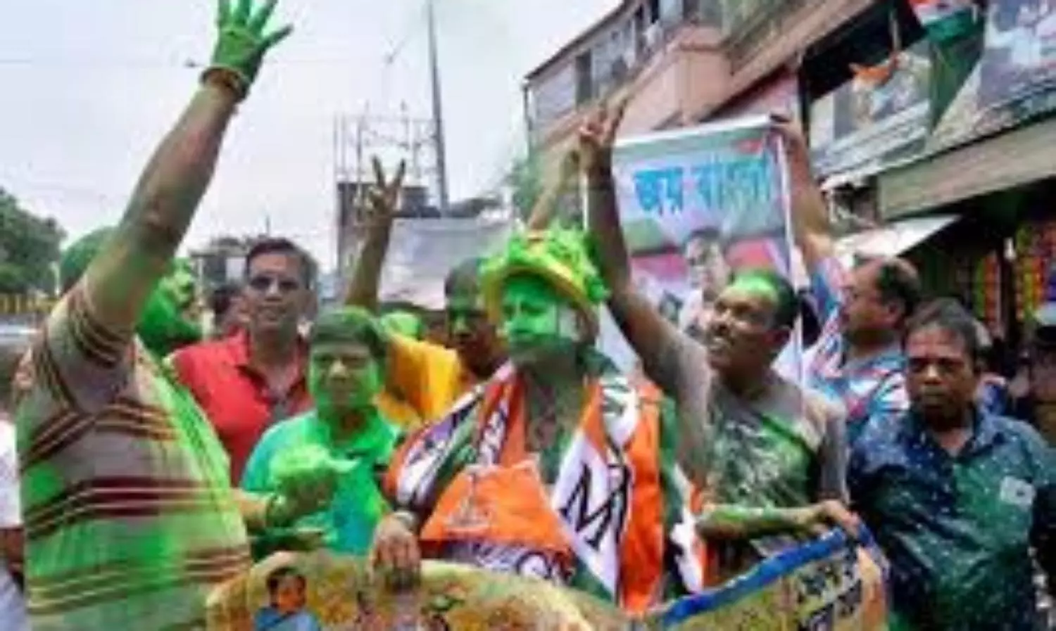 TMC secures minority votes in south Bengal, BJP sweeps north capitalising on vote splitting