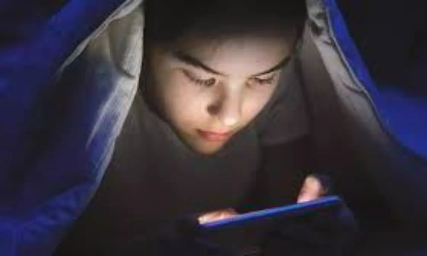 Internet addiction affects neural networks in adolescents’ brains: study
