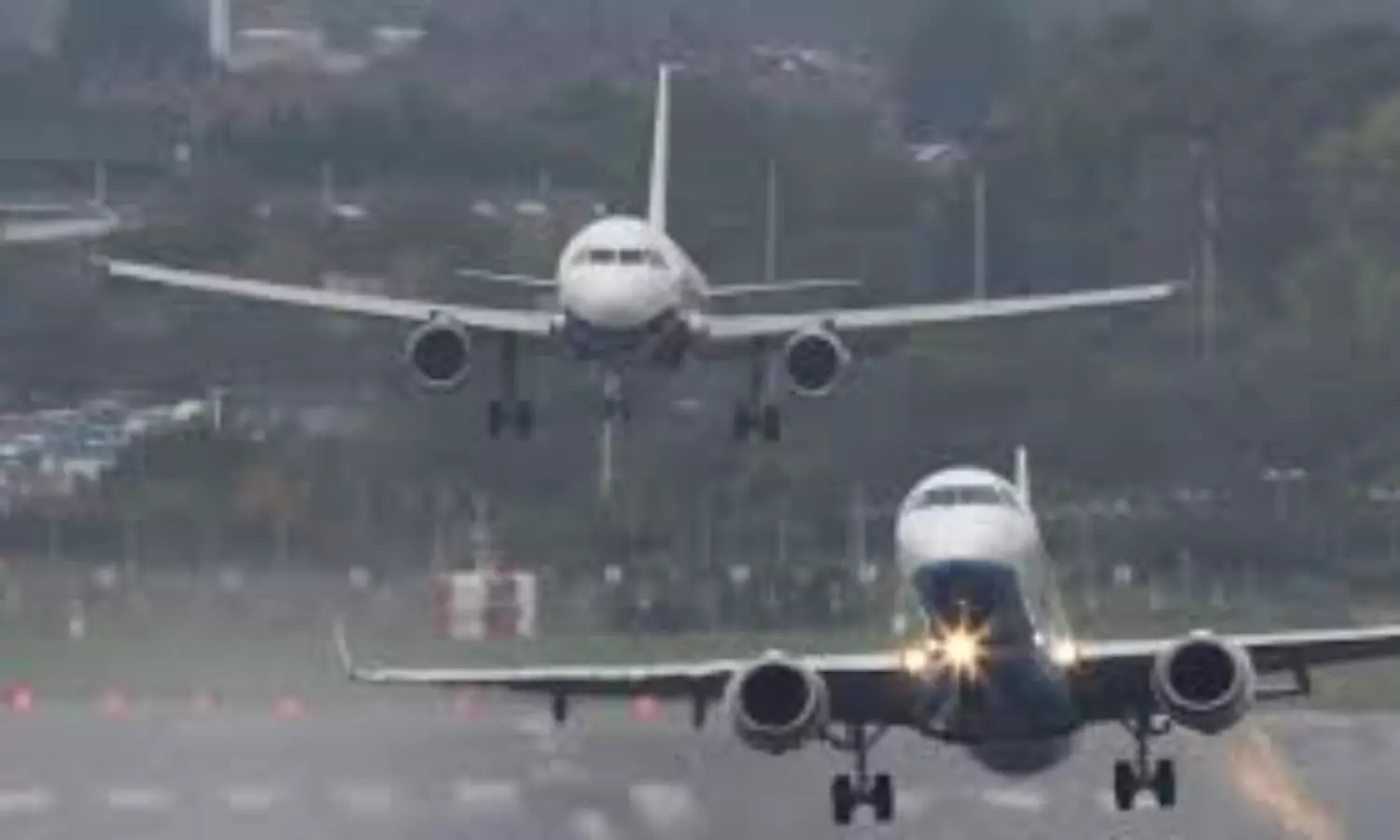 DGCA de-rosters air traffic controller after flight close call incident