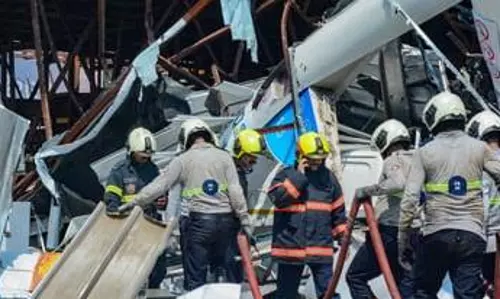 Two more arrested in Mumbai hoarding collapse case