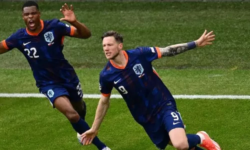 Euro 2024: Weghorsts first touch helps Dutch net 2-1 win over Poland