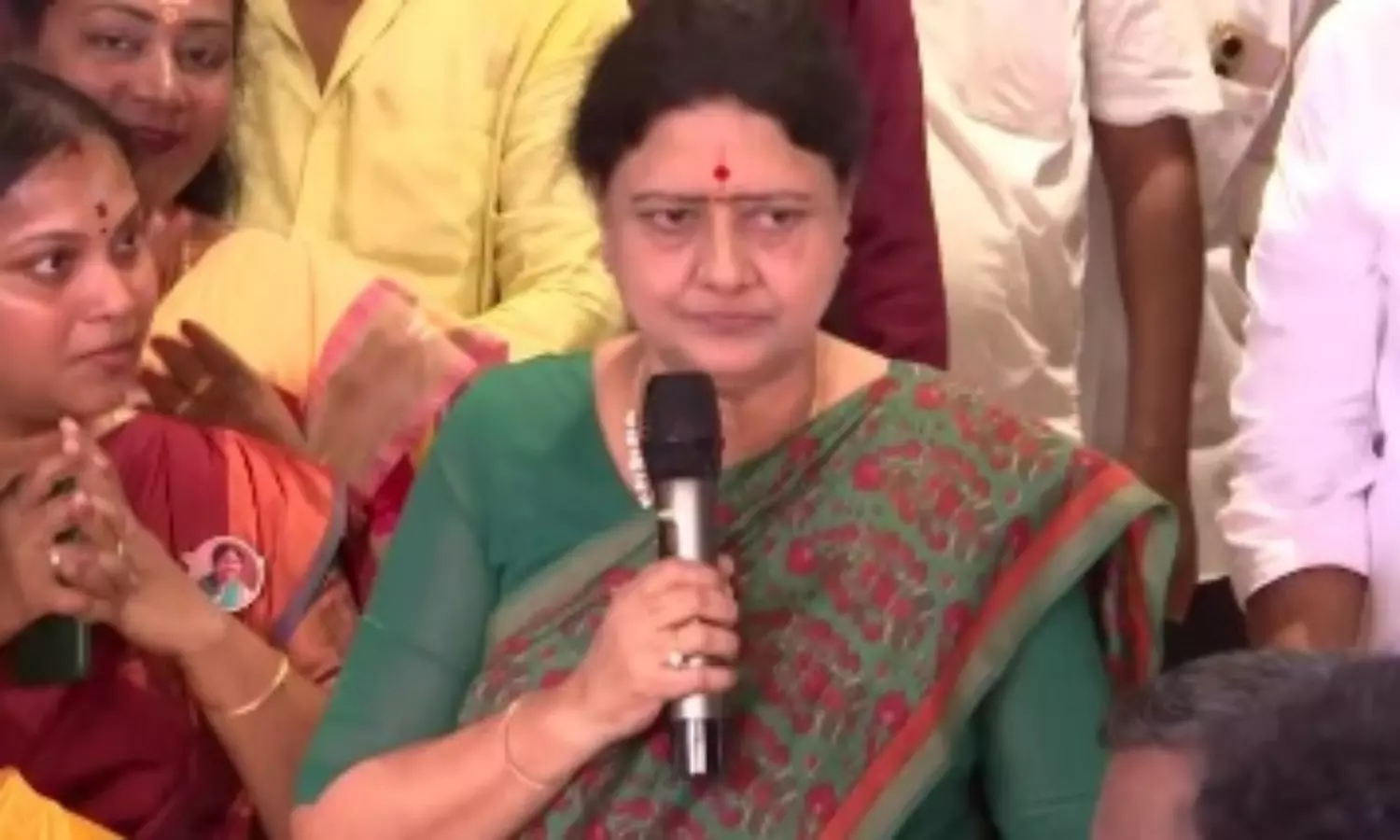 ‘Time is ripe’: VK Sasikala declares her re-entry into AIADMK