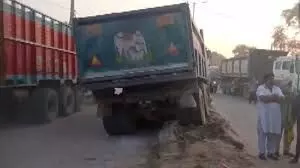 Speeding truck runs over women farmers, killing 5