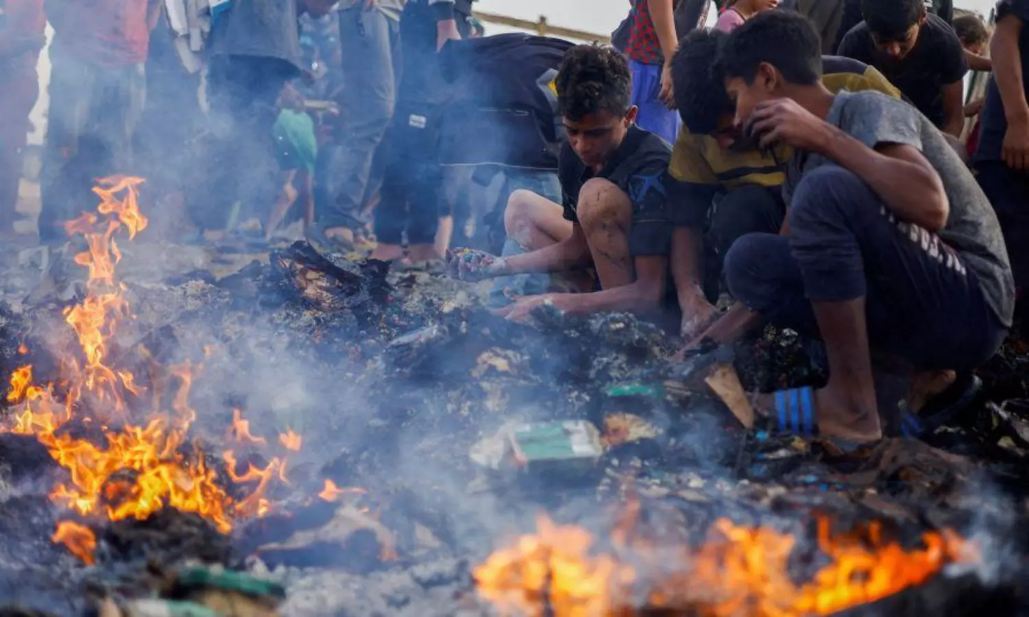 Israel bombs refugee tents in Gaza: 11 Palestinians killed; 40 injured