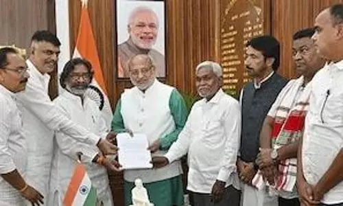 Hemant stakes claim to form govt as Champai Soren steps down as CM