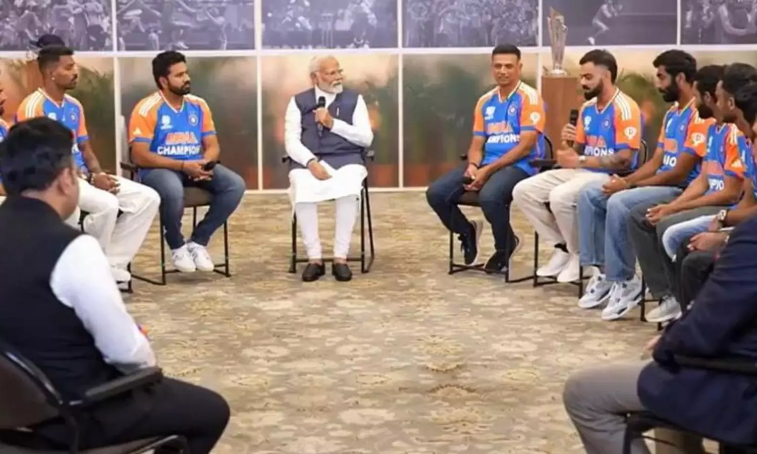 Team India meets PM Modi at his residence after T20 WC win