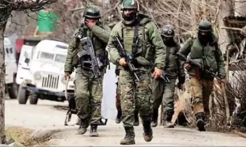 J&K: 4 terrorists, army soldier killed in two encounters in Kulgam