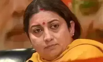 Destroyed in LS polls, Smriti Irani vacates official residence