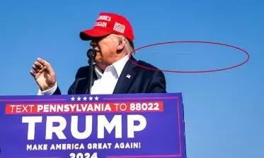 Photo shows bullet whizzing past Donald Trumps face at US Rally