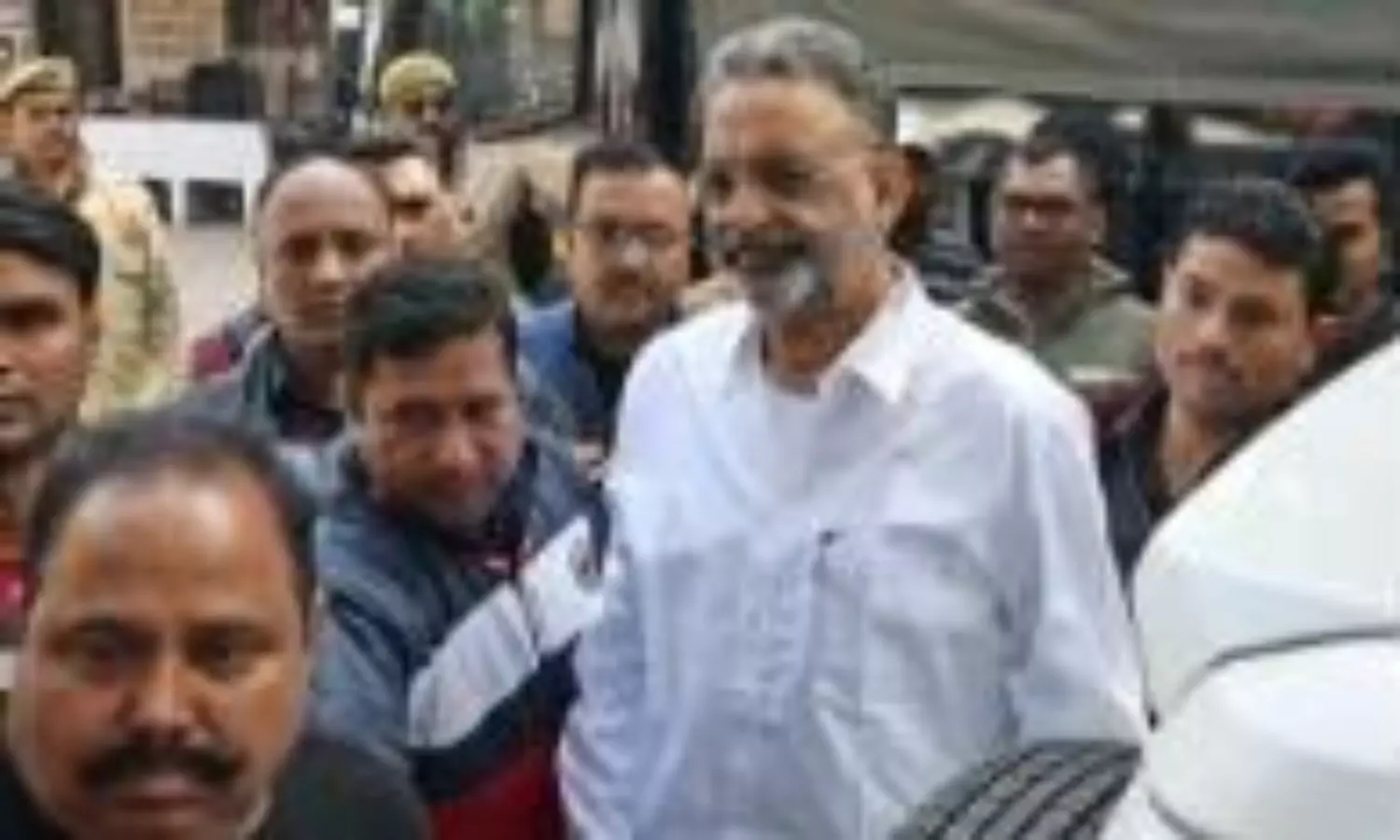 Son claims Mukhtar Ansari was poisoned, SC issues notice