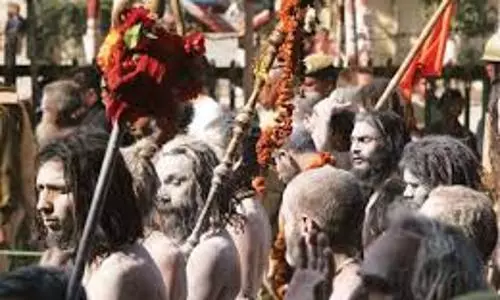 Akhadas issued show cause notice for identifying over 100 seers as gods