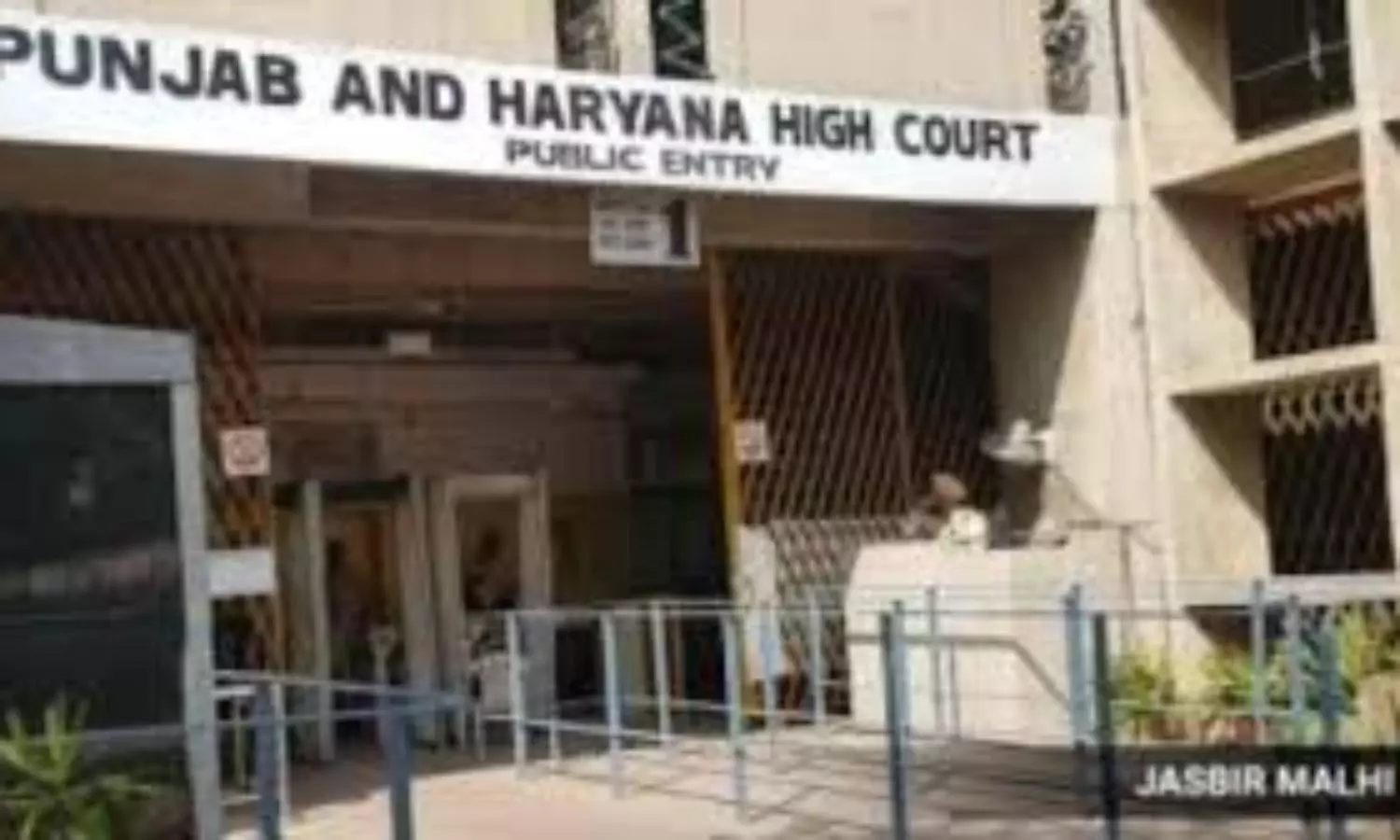 HC denies protection to married individuals seeking live-in relationships