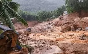 Fresh landslide and rain in Wayanad complicates rescue efforts, death toll rises to 84