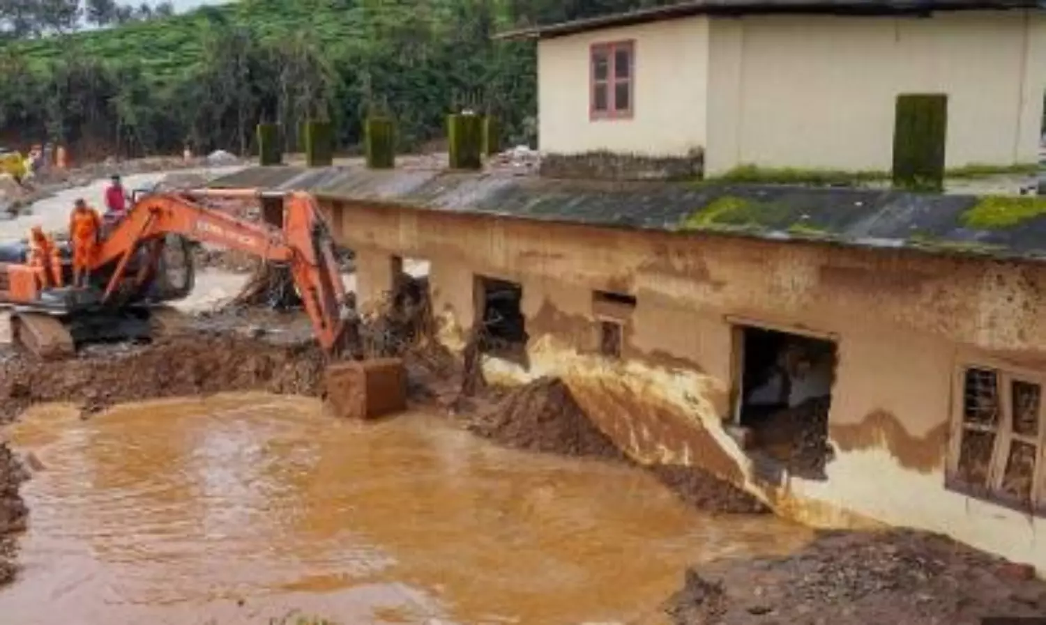 Woman who first alerted about landslides dies before being rescued