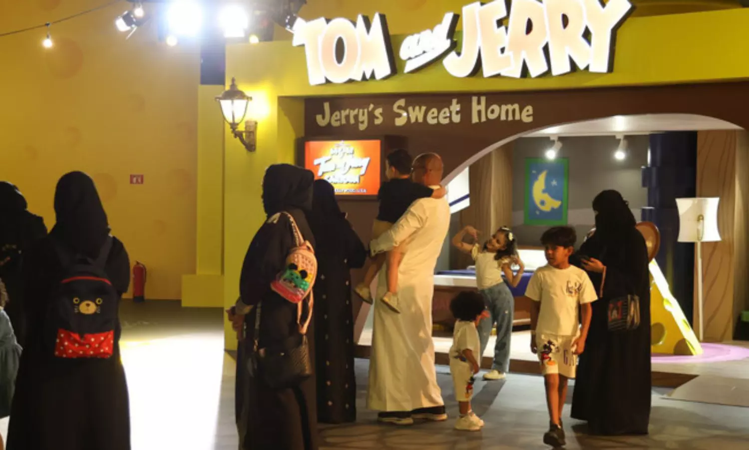 Warner Bros. zone at Jeddah Season draws crowds