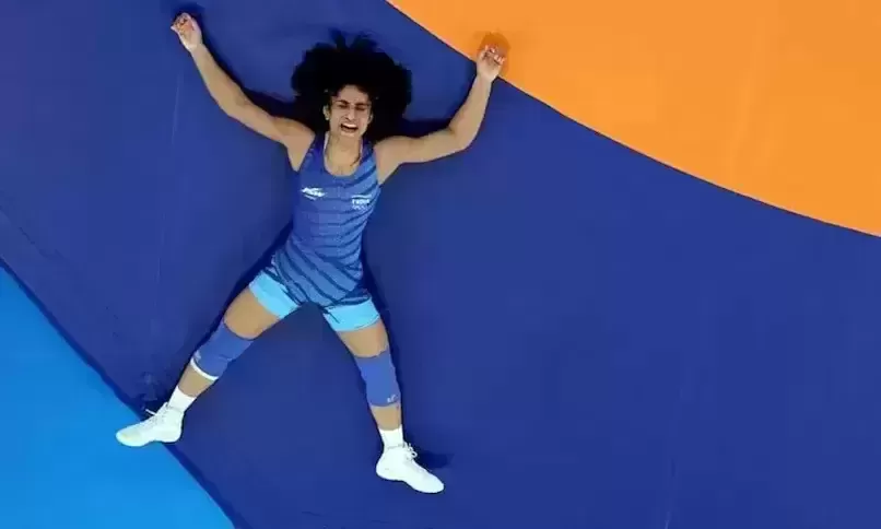 Heartbroken: Vinesh Phogat announces retirement!