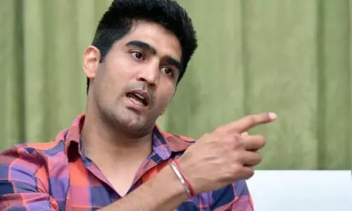 Vinesh Phogats disqualification might be a sabotage: Vijender Singh
