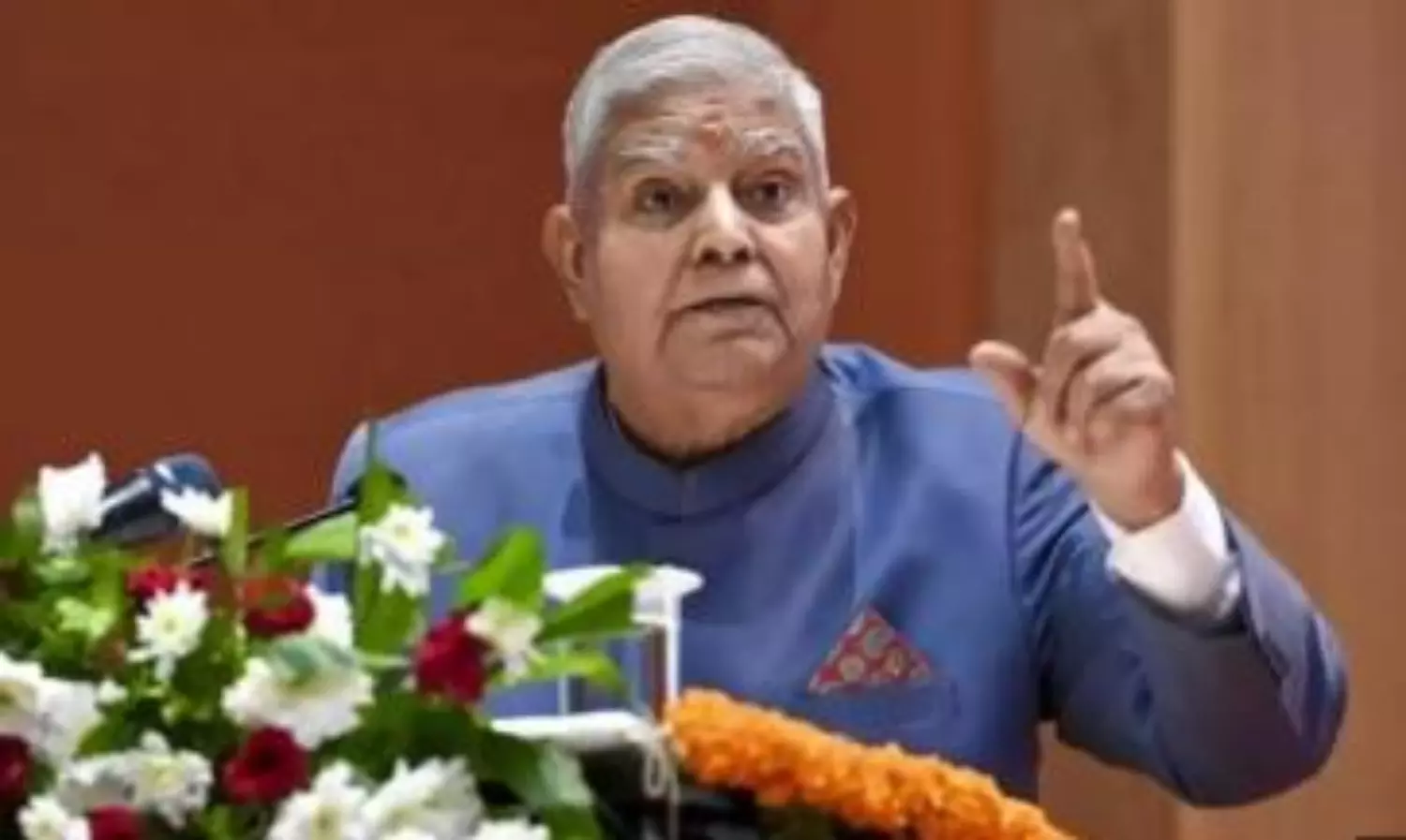 Vice Presdient Dhankhar criticizes Congress leaders Bdesh can happen here comment