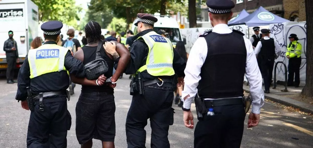 Notting Hill Carnival in London: 8 Stabbed, hundreds arrested