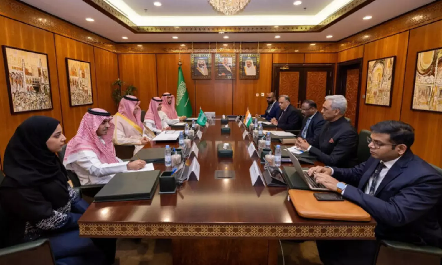 Saudi General Court of Audit chief meets Indian counterpart