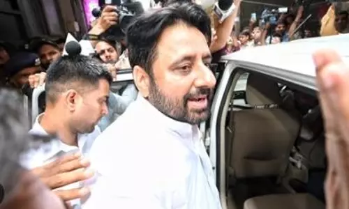 ED arrests AAP MLA Amanatullah Khan after searches at his house
