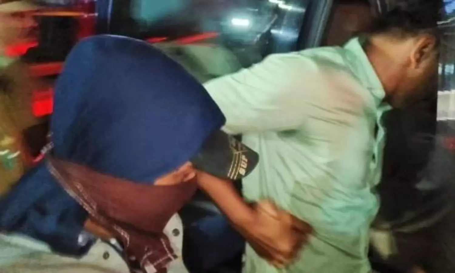 Sculptor of the collapsed Chhatrapati statue arrested from Kalyan
