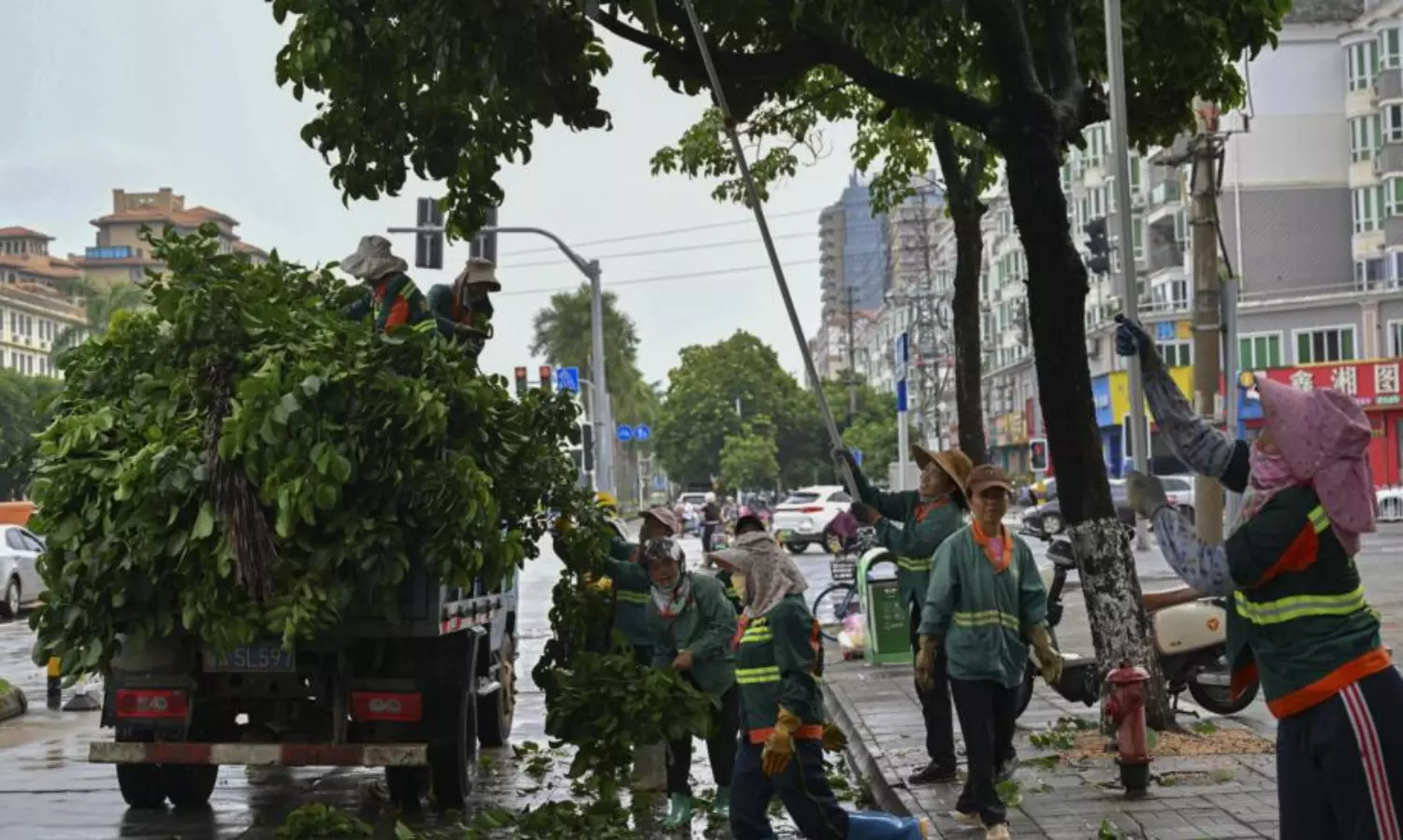 Super typhoon Yagi to hit China; 420,000 relocated in Hainan province