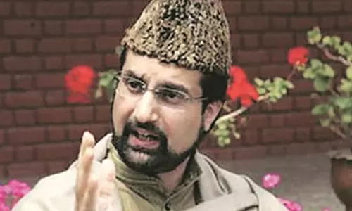 Hurriyat always stood for talks: Mirwaiz in response to Rajnath Singhs comments