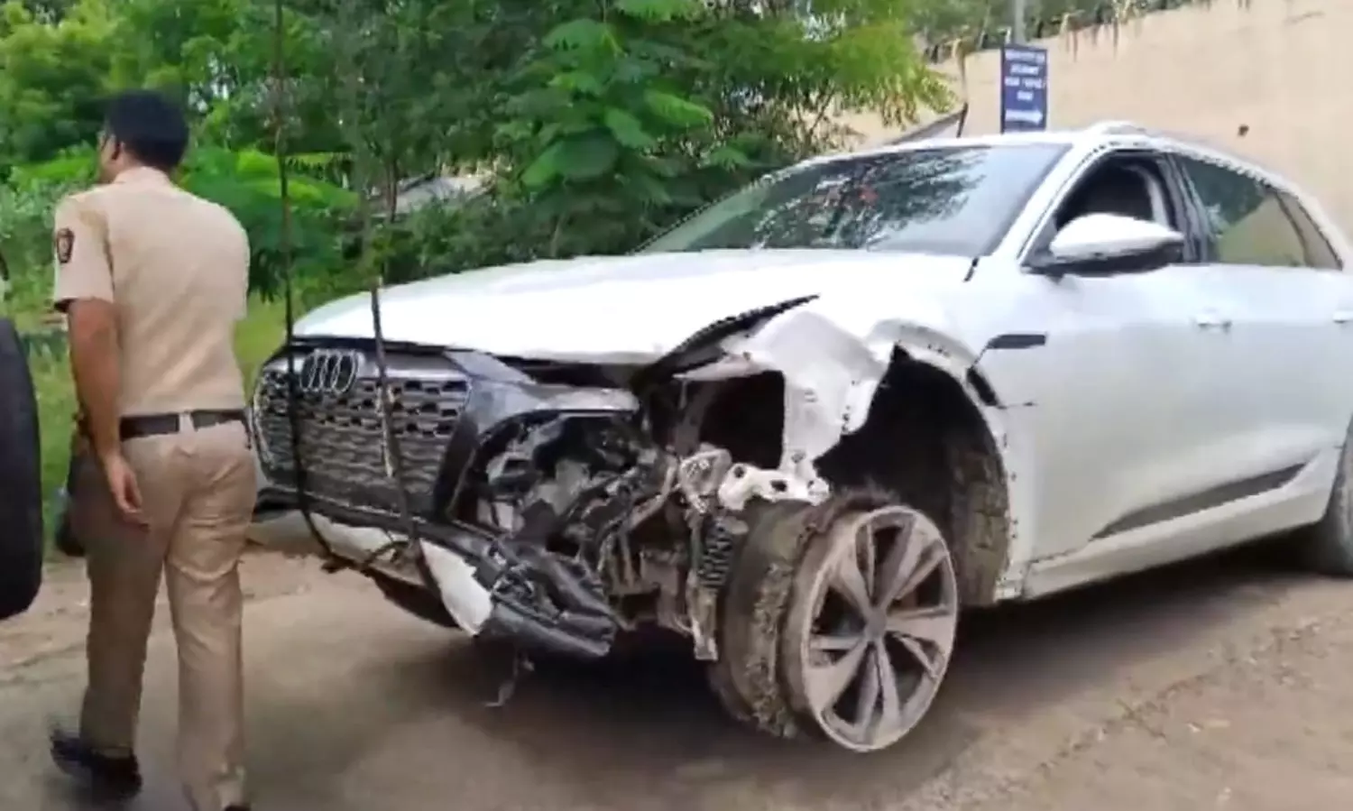CCTV video of Nagpur bar visited by BJP leaders son before Audi crash is missing