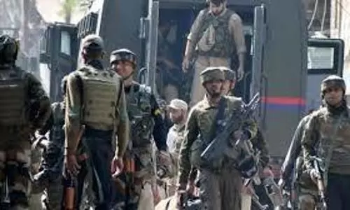 Security forces kill three Kashmiri militants in Baramullah