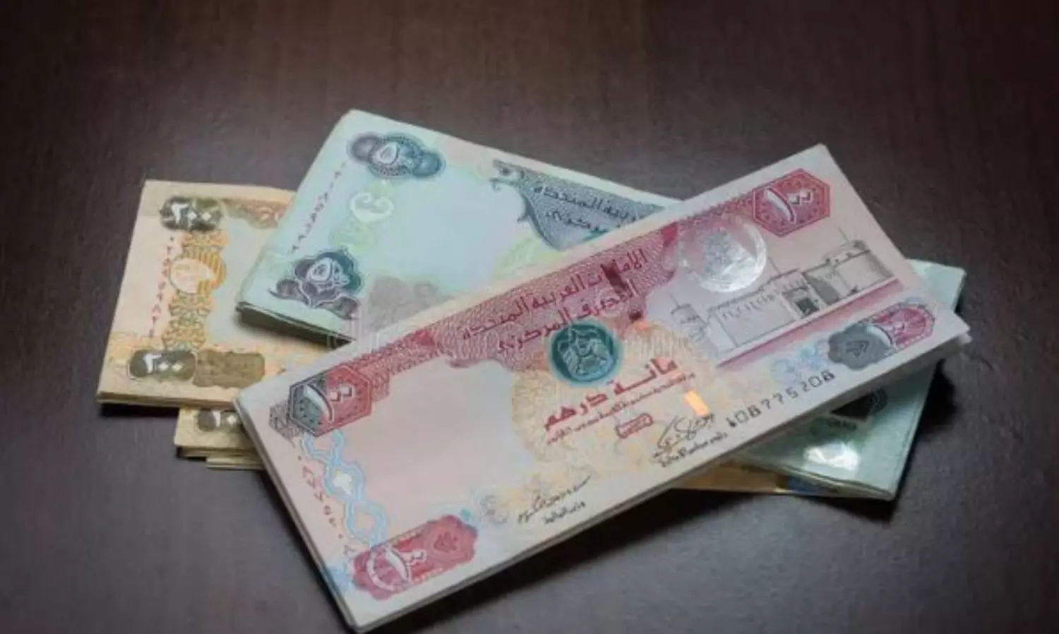 Sharjah Police resolve nearly 400 financial disputes, return Dh20M to owners