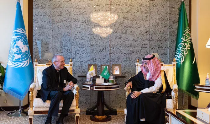 Saudi FM meets Vaticans Secretary of State in New York