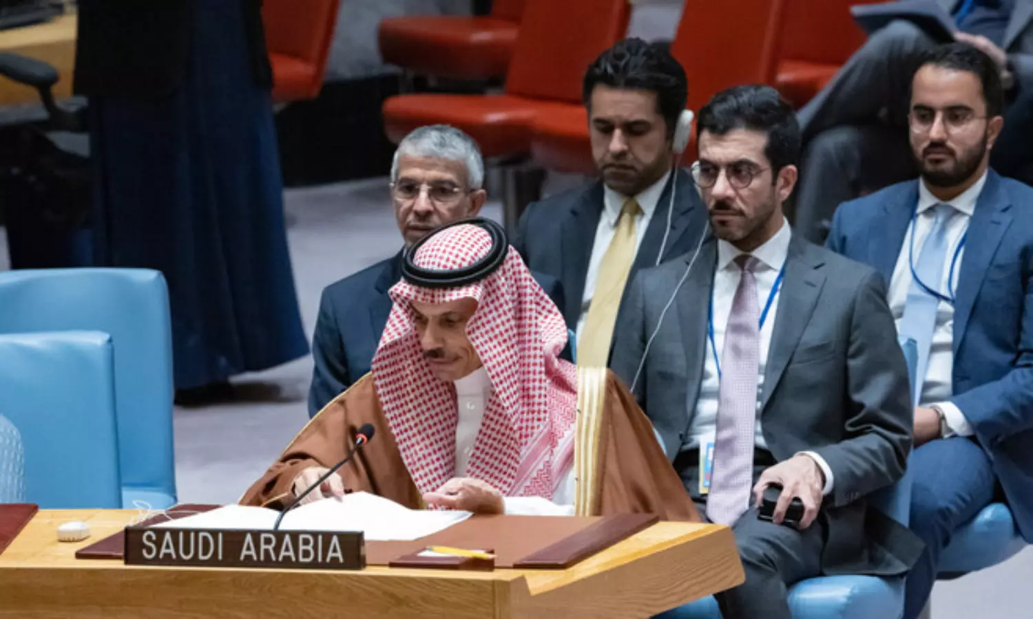 Saudi FM calls for unbiased accountability for violators of international law