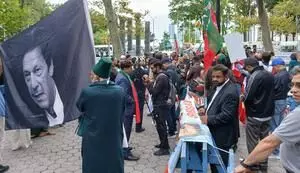 Ex-PM Imran Khan’s supporters protest outside UN as Sharif speaks at UNGA