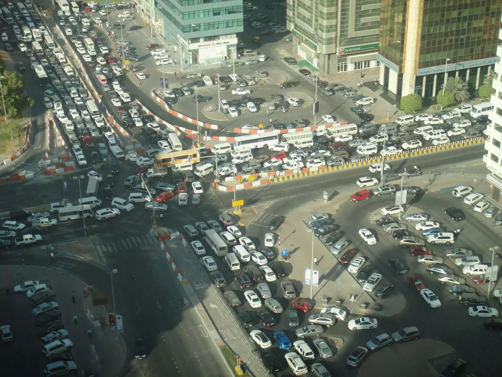 Abu Dhabi boosts traffic flow by 40% with new lanes at major intersection