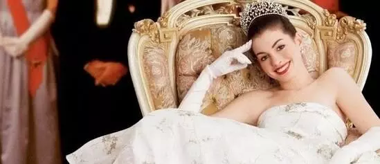 Princess Diaries 3: Anne Hathaway confirms return